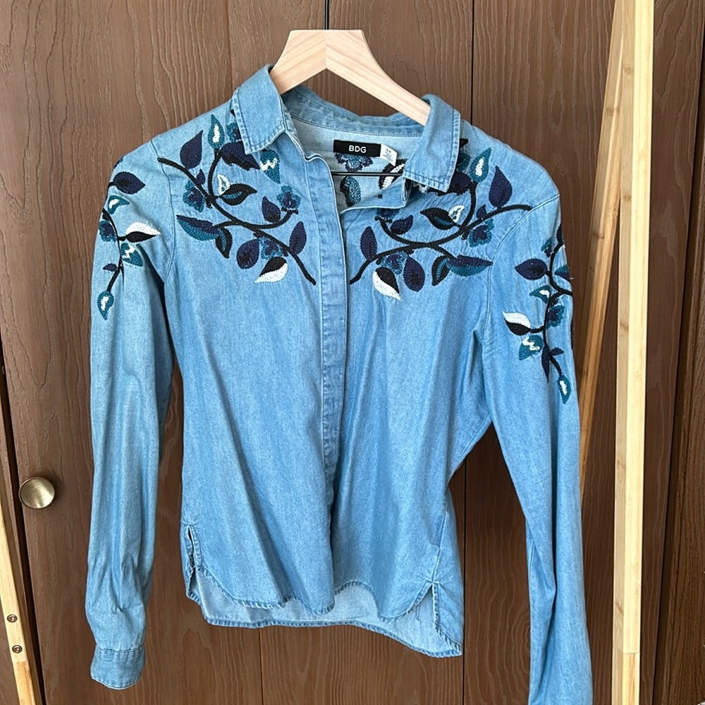Embroidered denim shirt